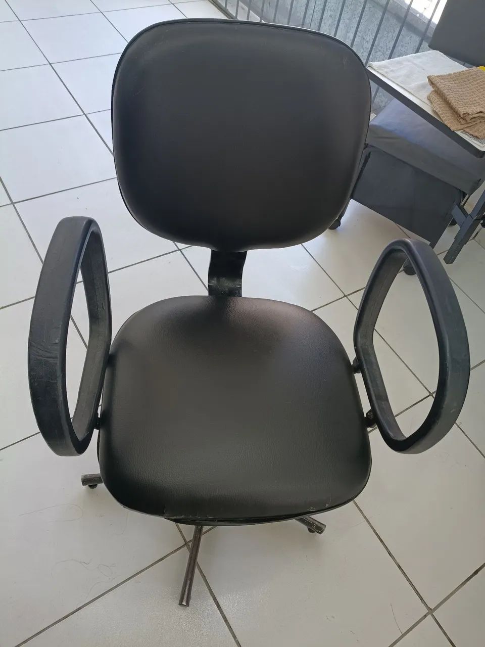 Cadeira hidráulica usada - Foto 5