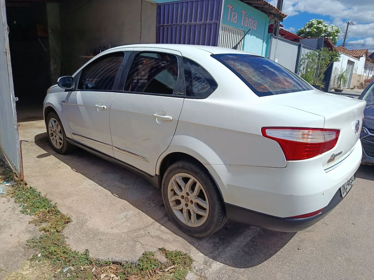 Fiat Grand Siena Grand Siena ESSENCE Dual. 1.6 Flex 16V 2014