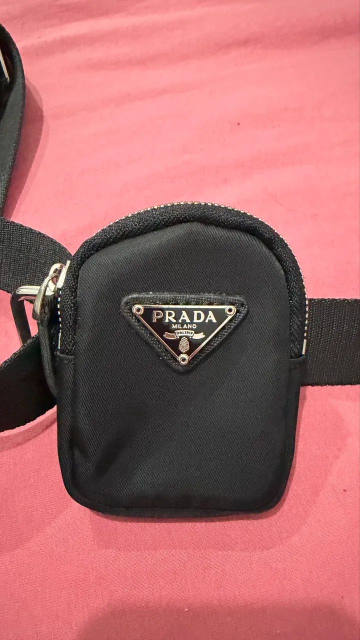 Bolsa em Re-Nylon Prada Re-Edition 2005 - Foto 2