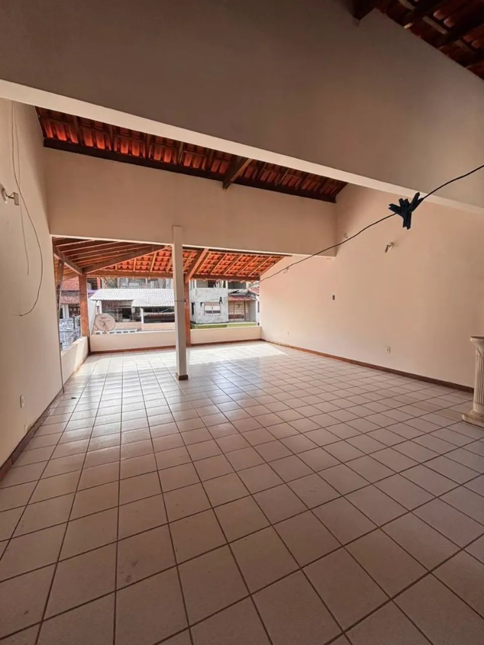 Uma casa espaçosa, ventilada e com 3 pavimentos - Foto 3