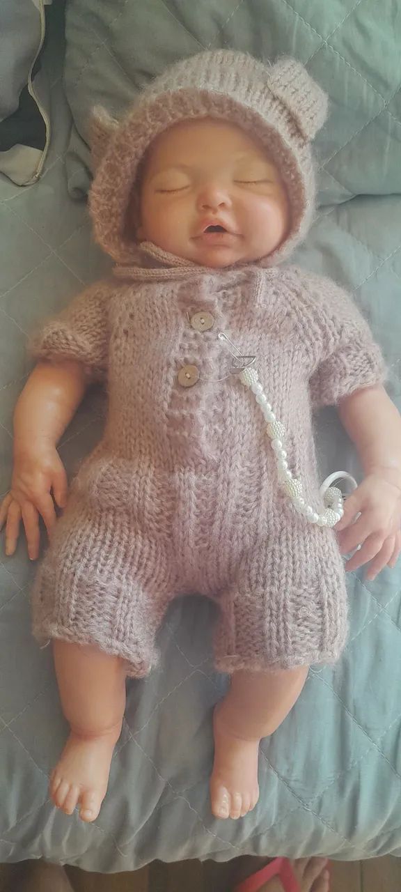 Bebê reborn  silicone sólido 