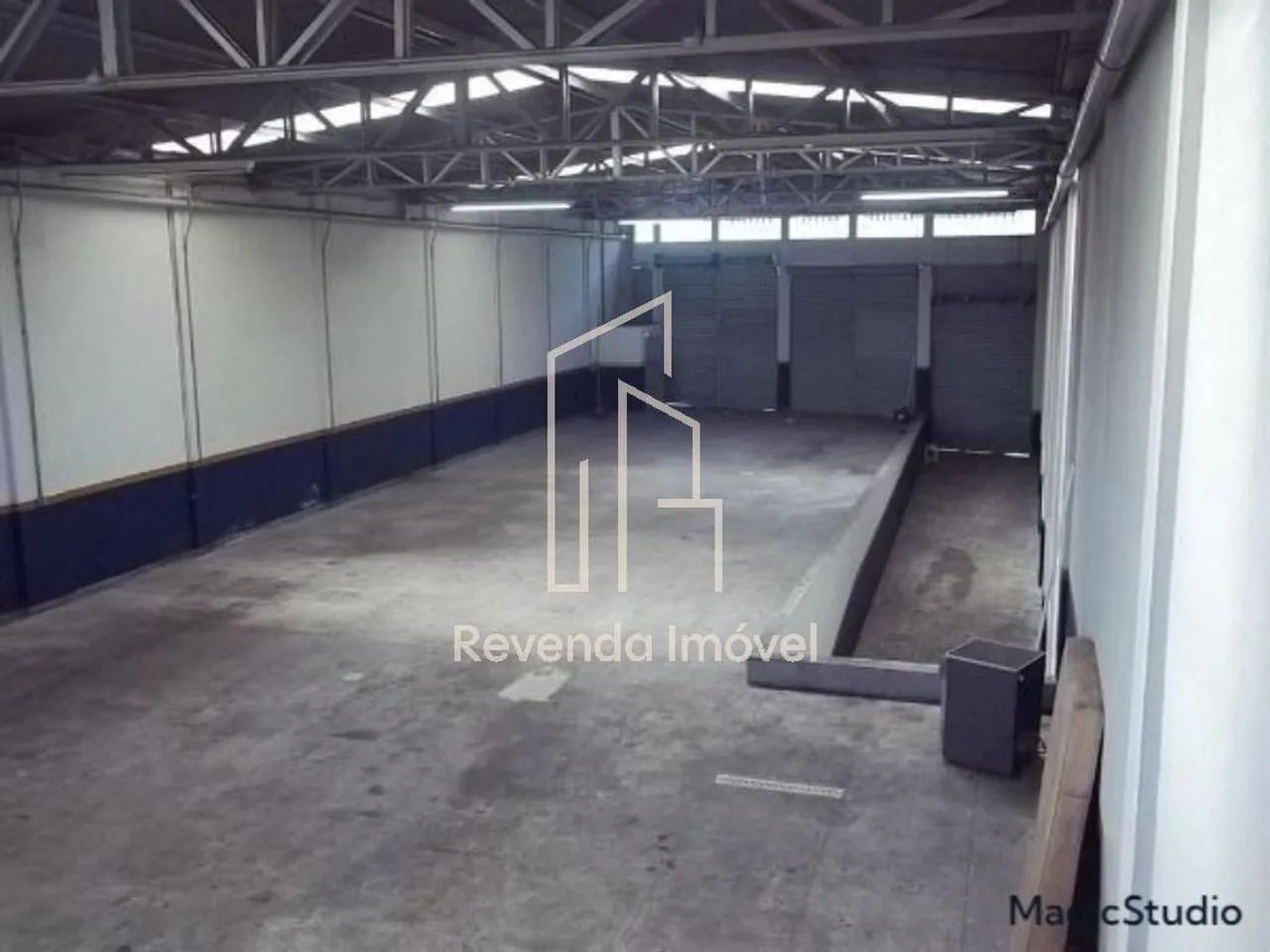 Galpão Cidade Centenário com 932m²