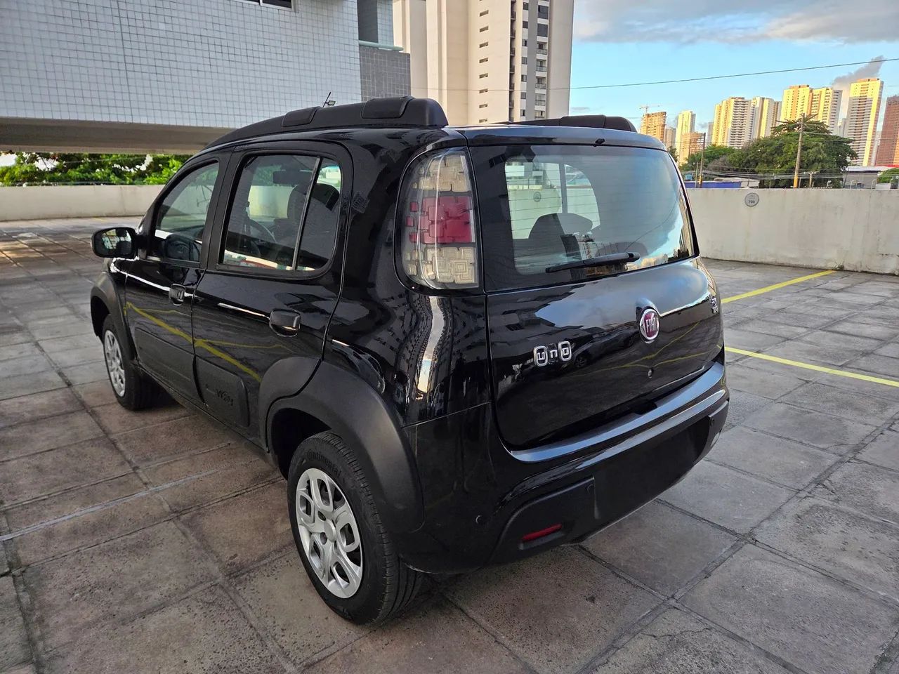Fiat Uno WAY 1.4 EVO Fire Flex 8V 5P 2016 - Foto 5
