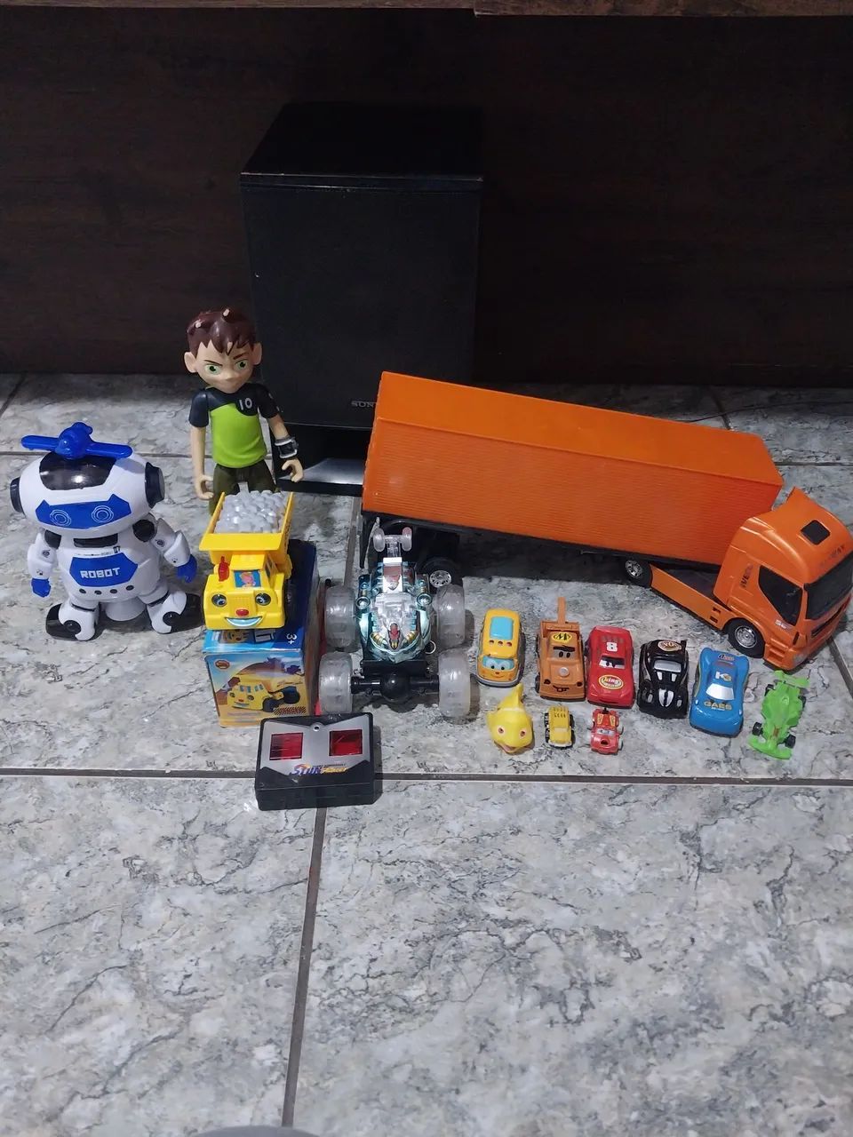 Lote de brinquedos 