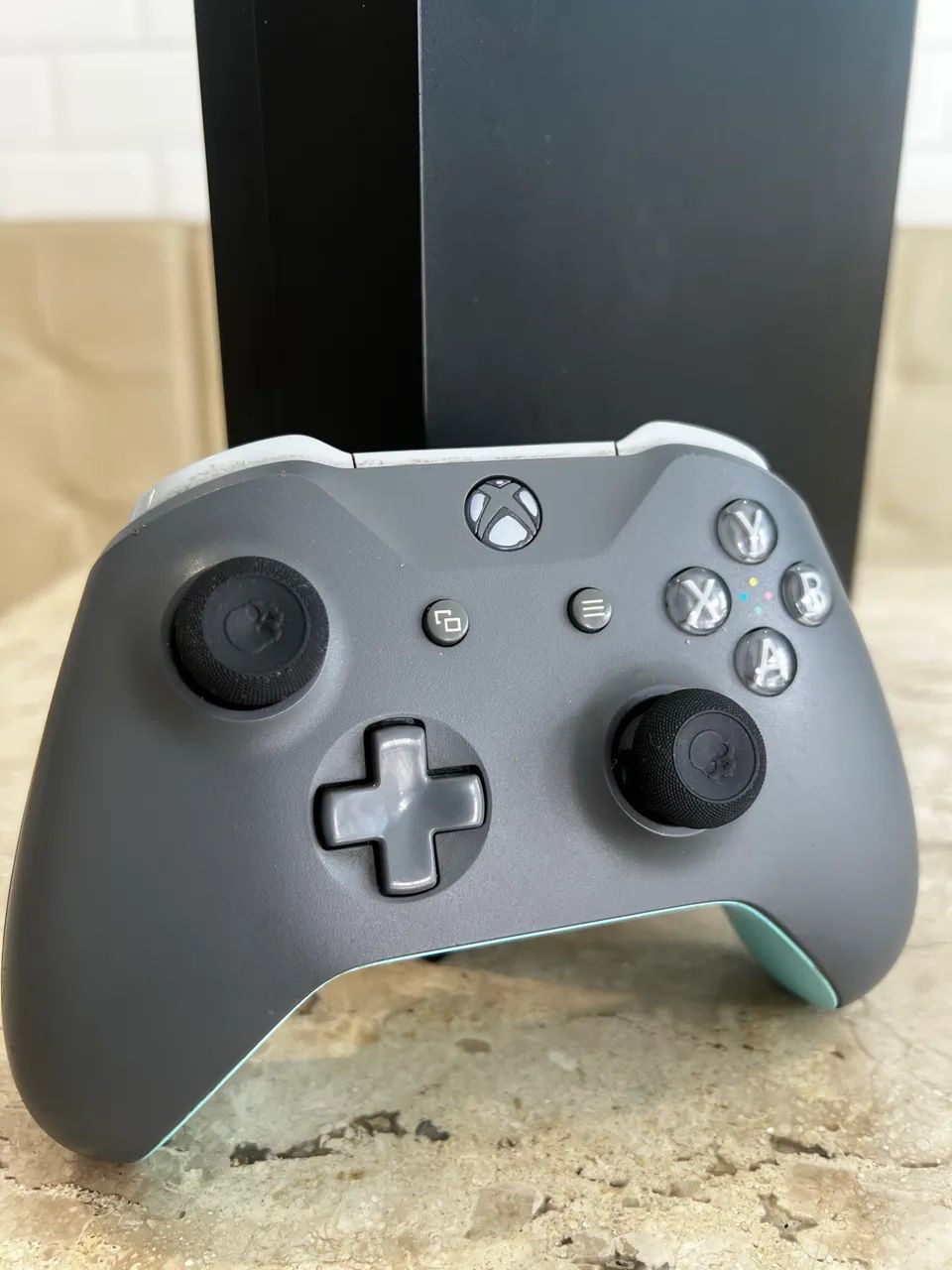 Xbox One X 1Tb - Foto 3