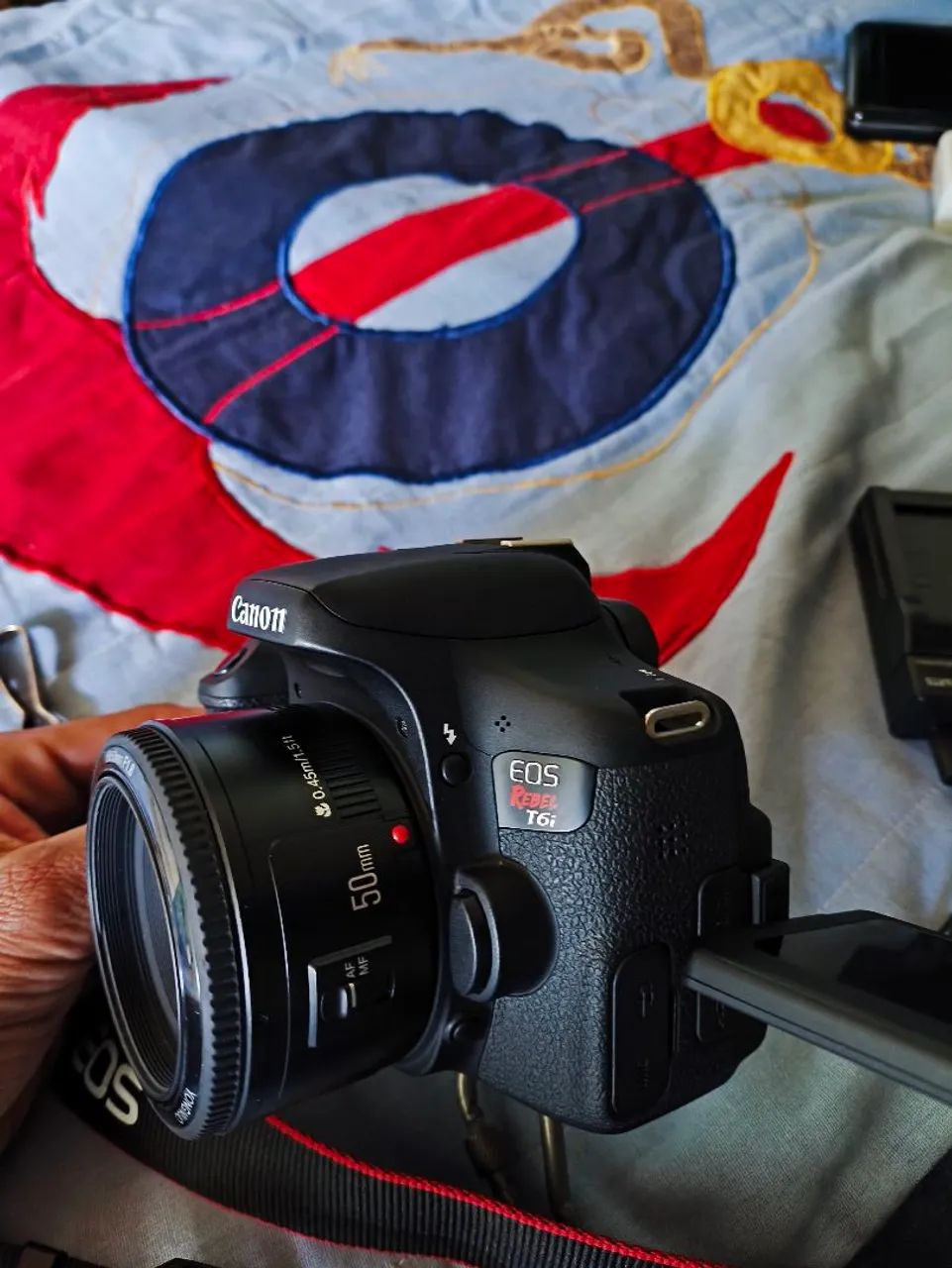 Câmera Canon t6i 