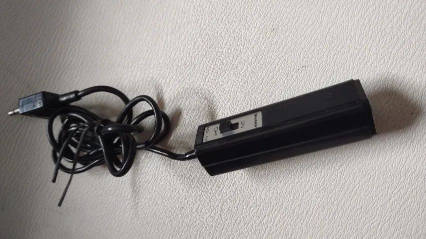 Microfone antigo Sharp MDL-11B para radio gravador antigo