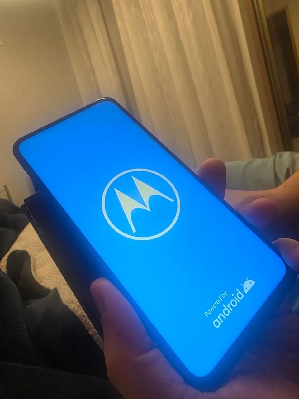 Motorola One Hyper 128 gb com nota fiscal e caixa - Foto 5