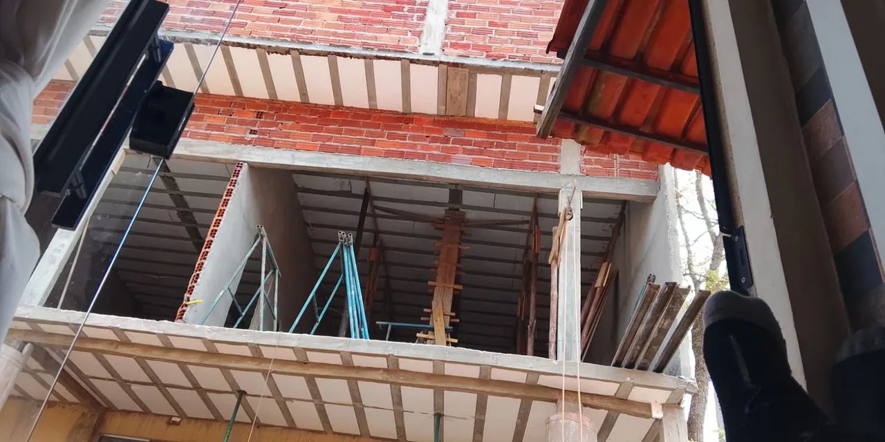 Pedreiro disponível