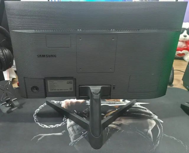 Monitor Samsung - 24 polegadas - Foto 2