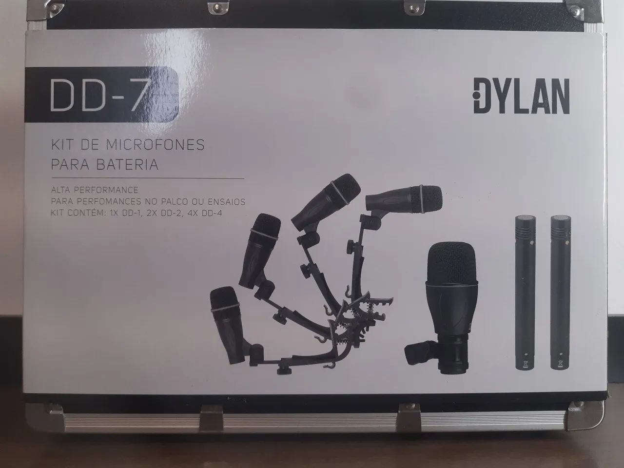 Kit De Microfones Para Bateria Dylan DD7 7 Peças Com Hard Case