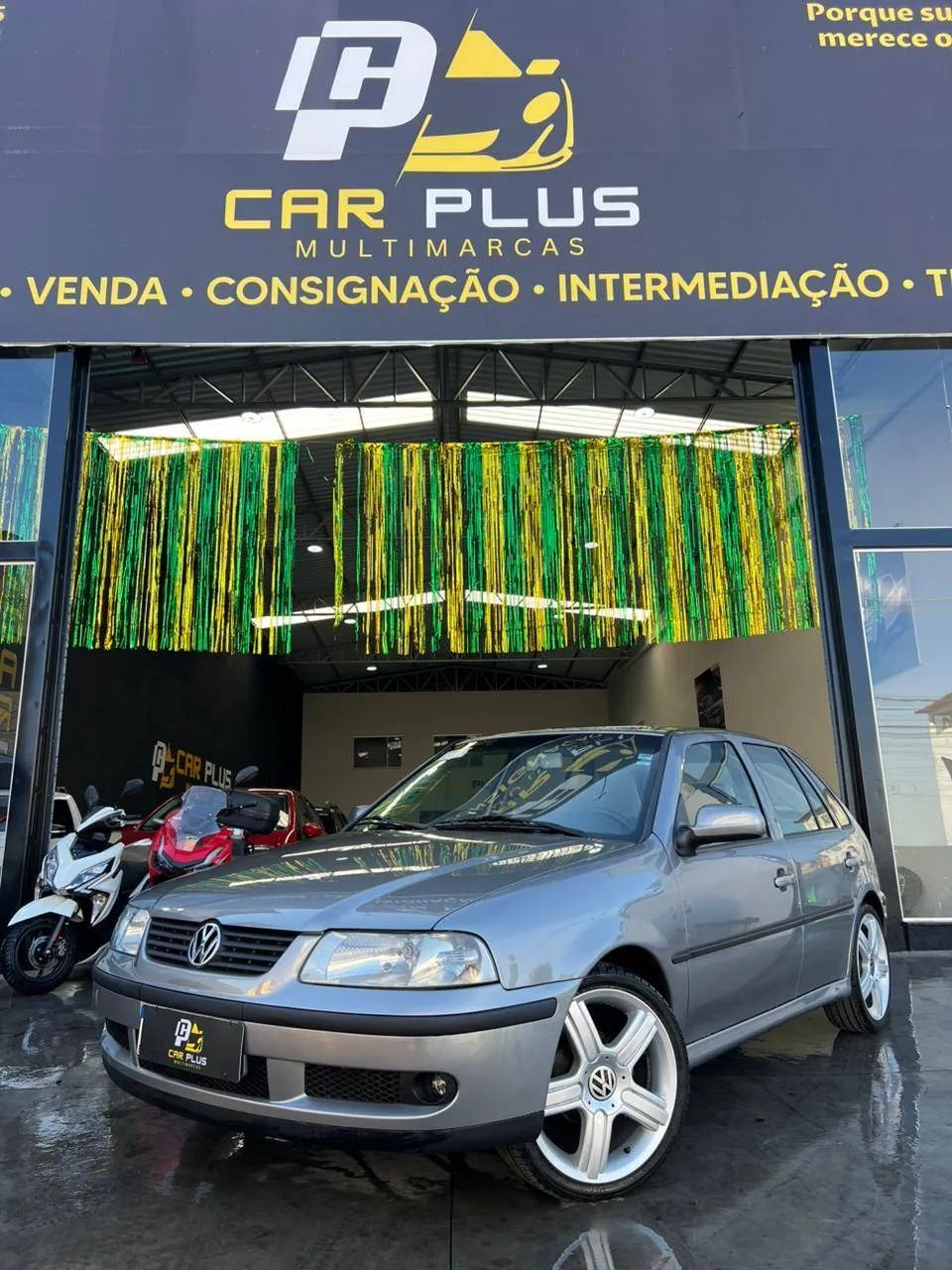 Volkswagen Gol Geração III Power 1.0 MI 16V Gasolina Mec. 4P 2002