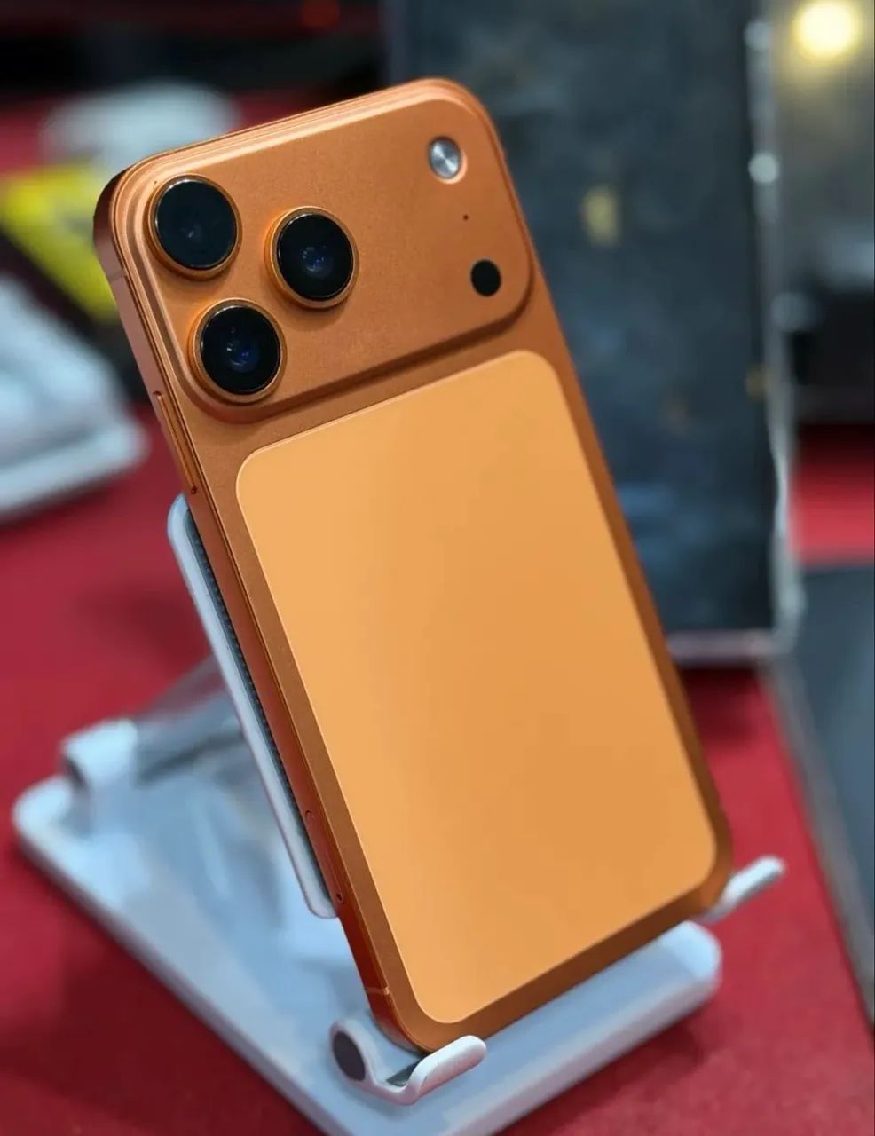 iPhone XS Max  512GB ma carcaça do 17 pro Max 