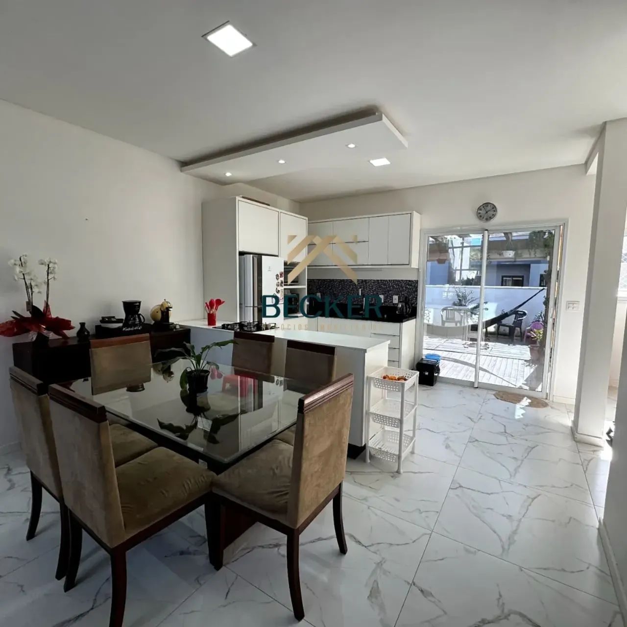 OPORTUNIDADE NO DELTAVILLE - CASA MOBILIADA EM CONDOMINIO CLUBE - Foto 4