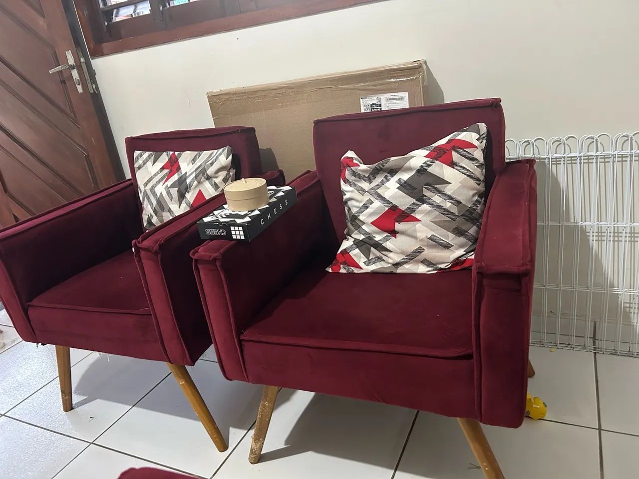 Vendo duas poltronas em perfeito estado 