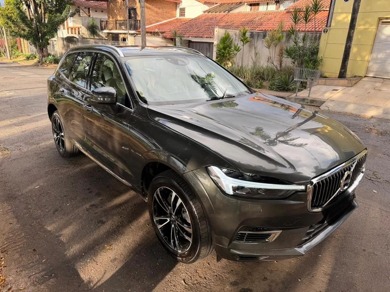 Volvo Xc60 XC 60 T-8 HÍBRIDO MOMENTUM 2.0 5P 2021