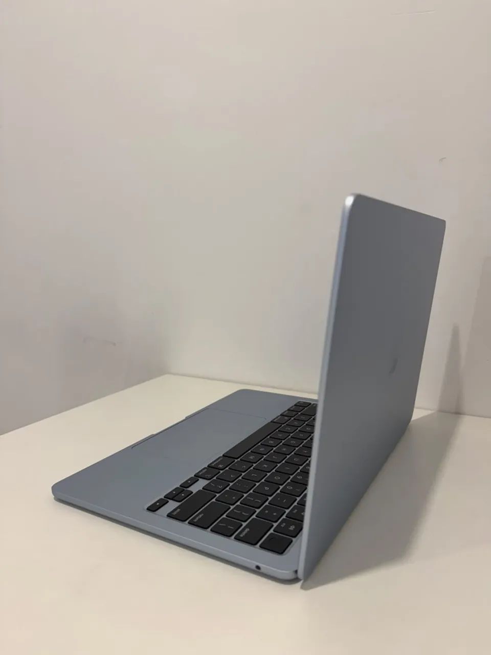 Macbook M4 2026 Azul Celeste - 256gb - Foto 3