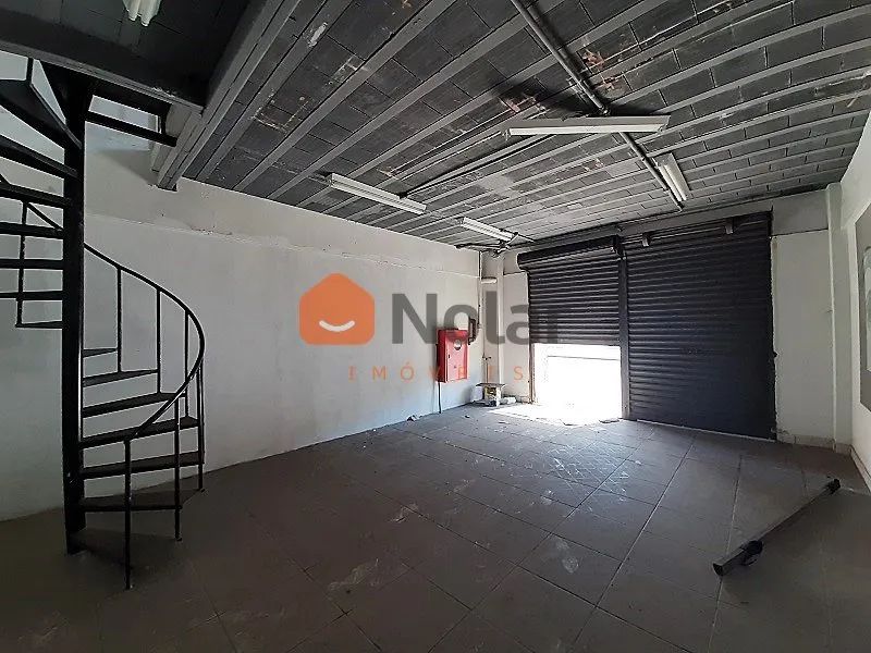 Loja em Padre Eustáquio com 120 m² .