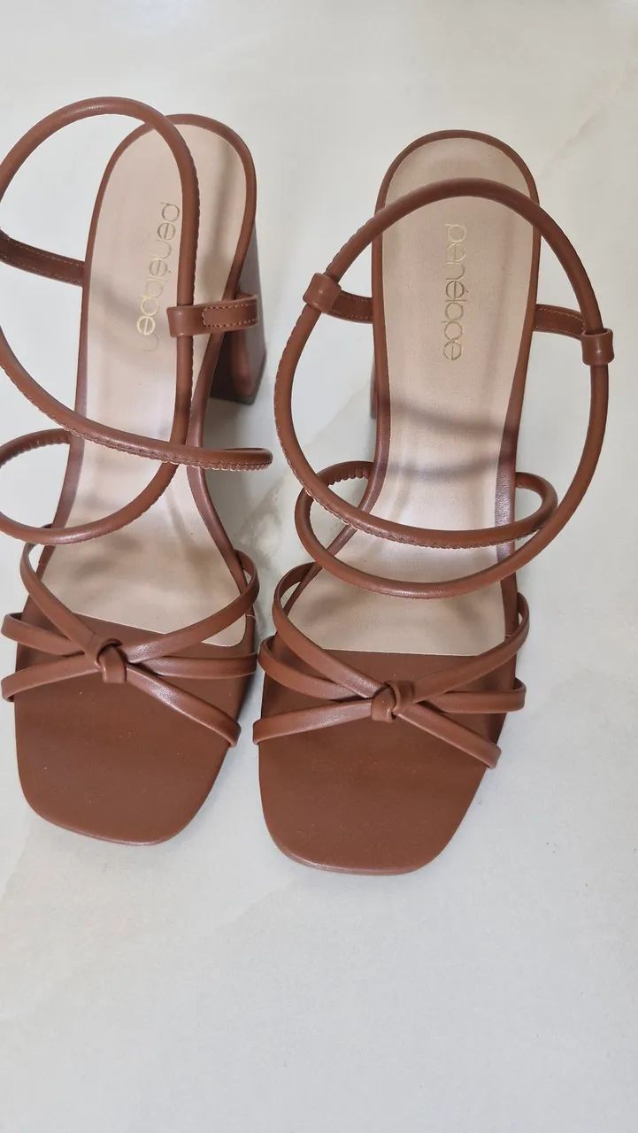 Sandália N°37 - Nunca Usada - Foto 5