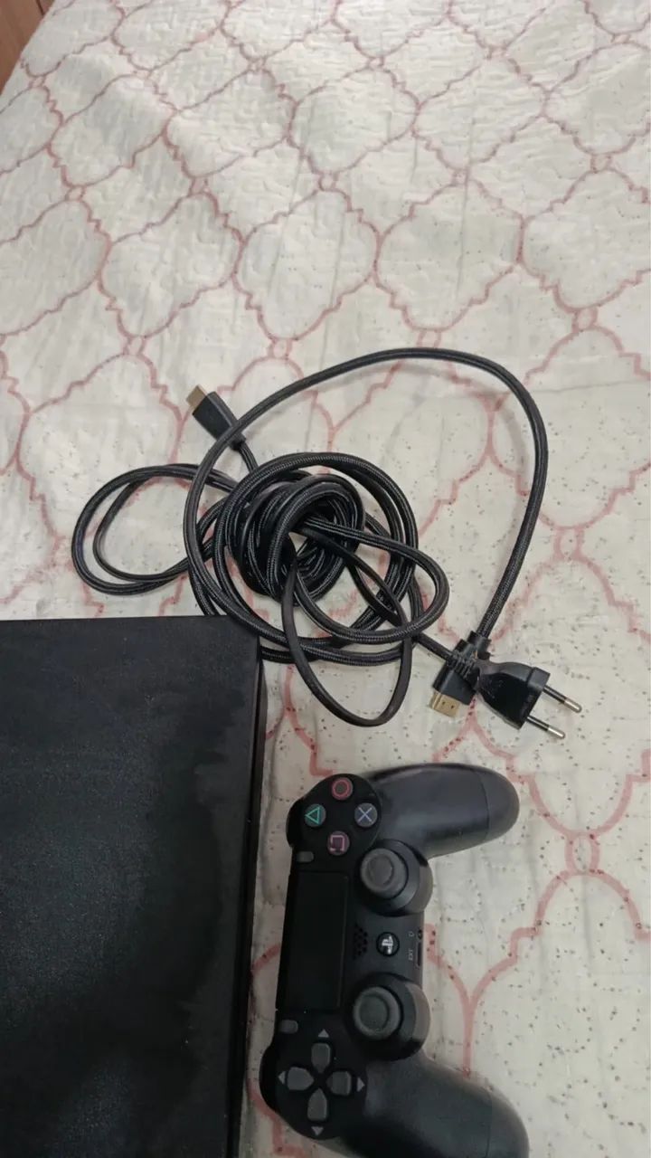 PS4  1 CONTROLE 