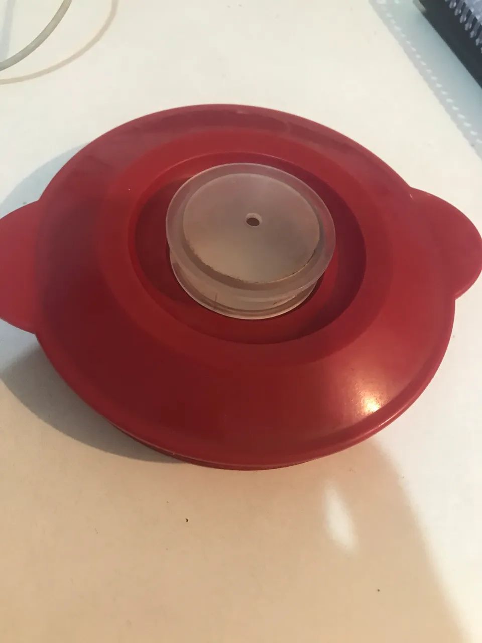 Tampa liquidificador mondial vermelho