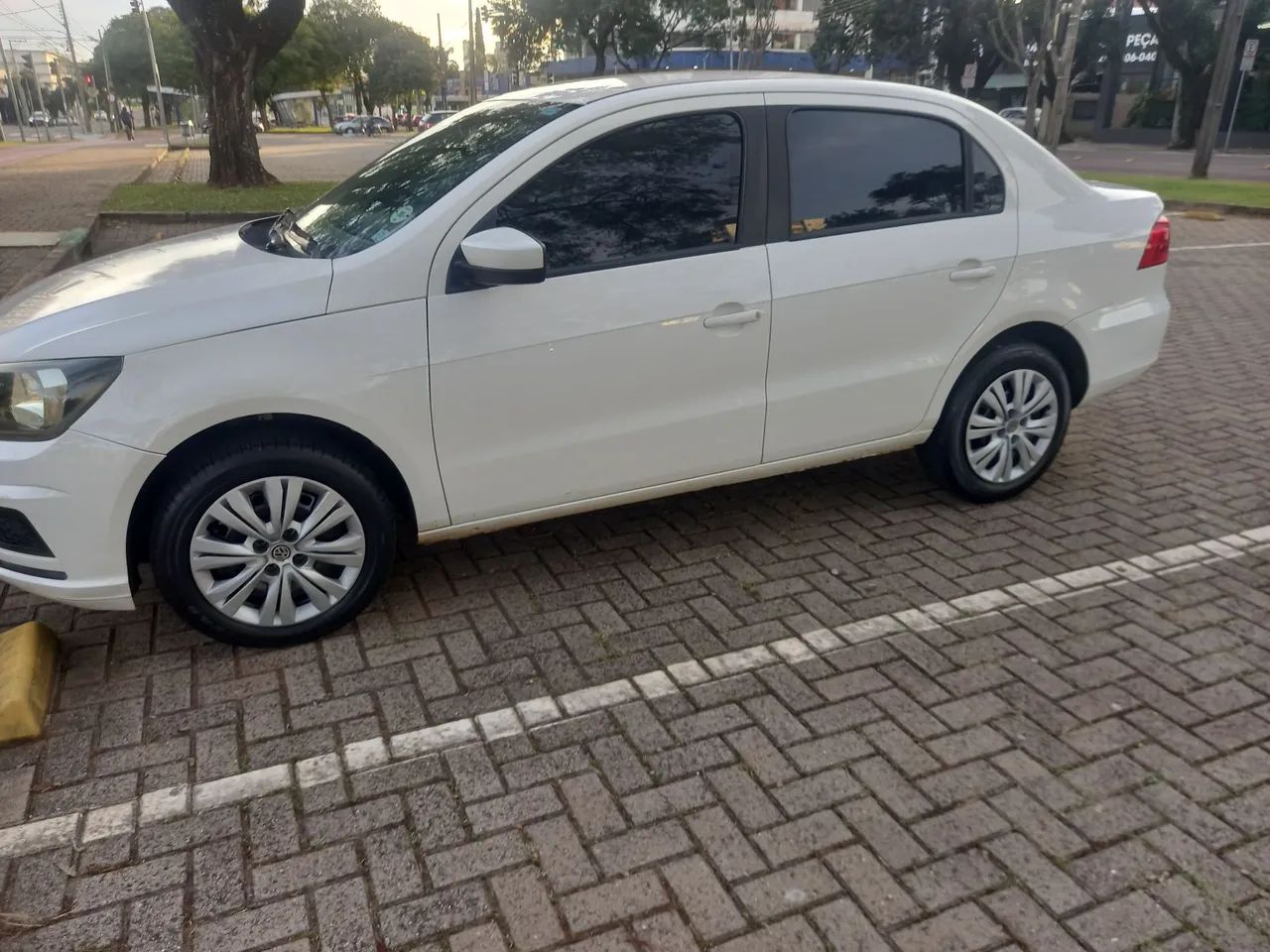 Volkswagen Voyage 2019