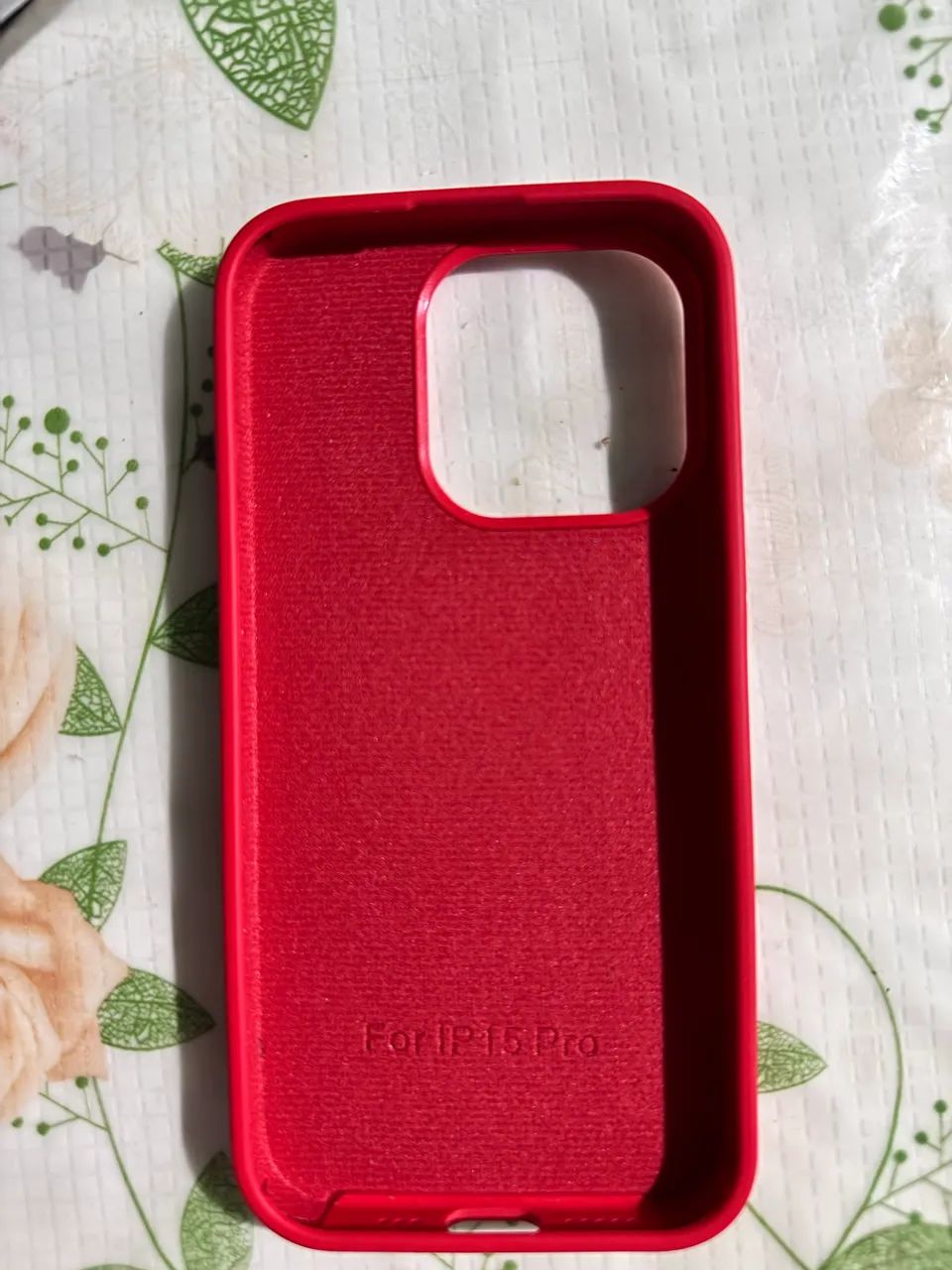 Capa iPhone 15 pro - Foto 2