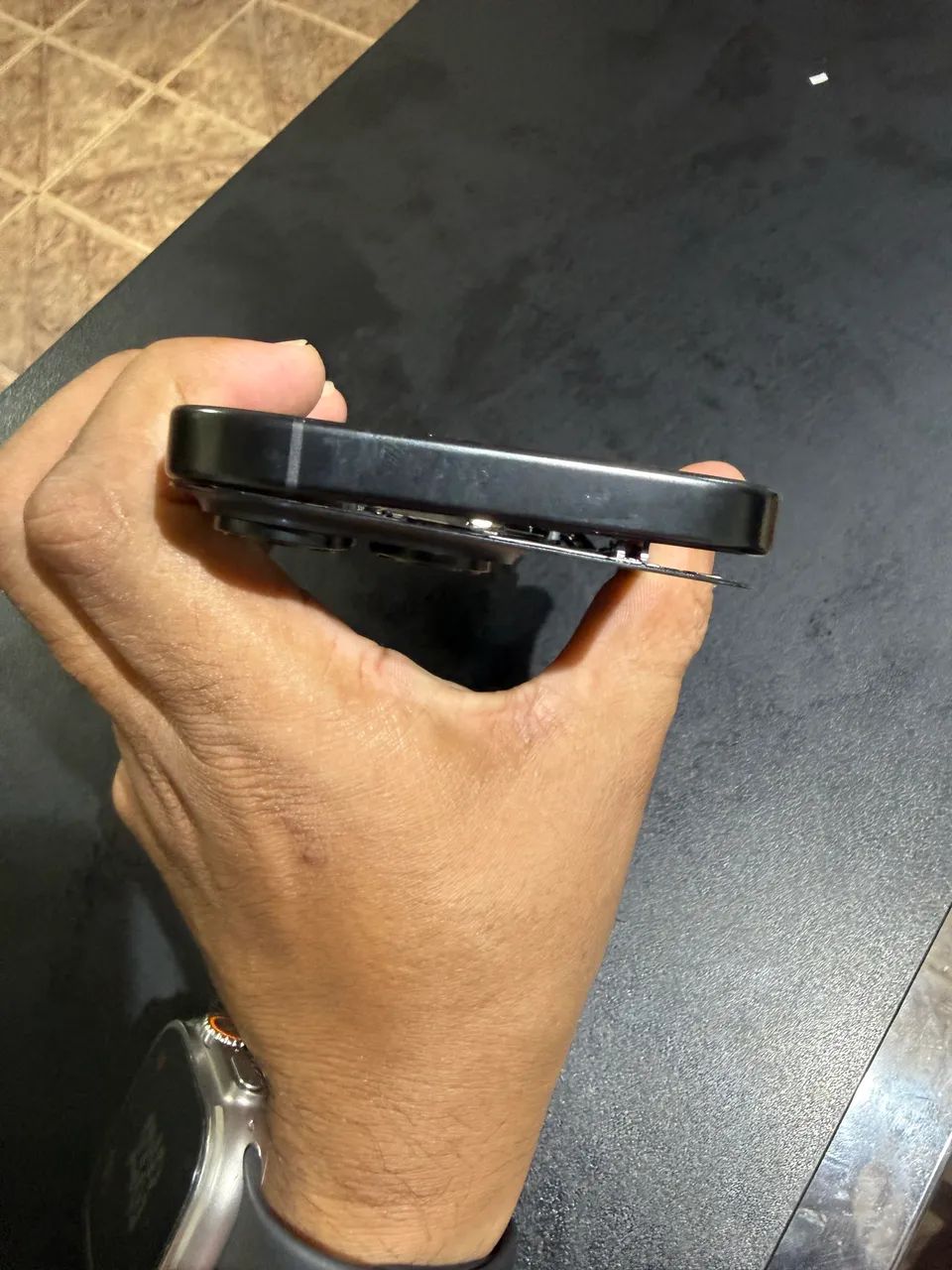 Carcaça iPhone 16 Pro Black  - Foto 4