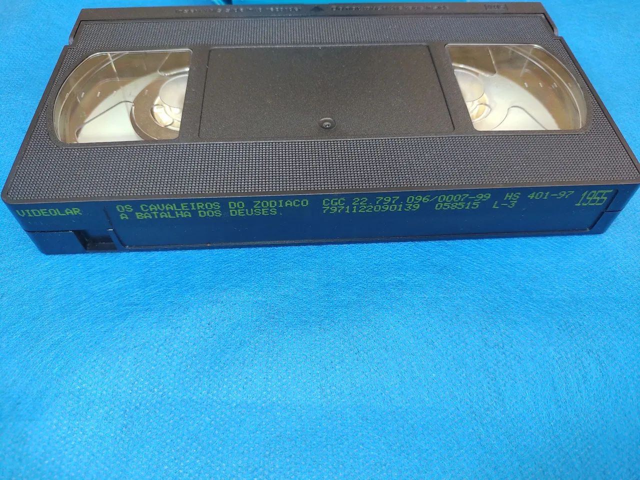 Lote itens dos Cavaleiros do Zodíaco, com 1Dvd + 1Cd + 1fita Vhs