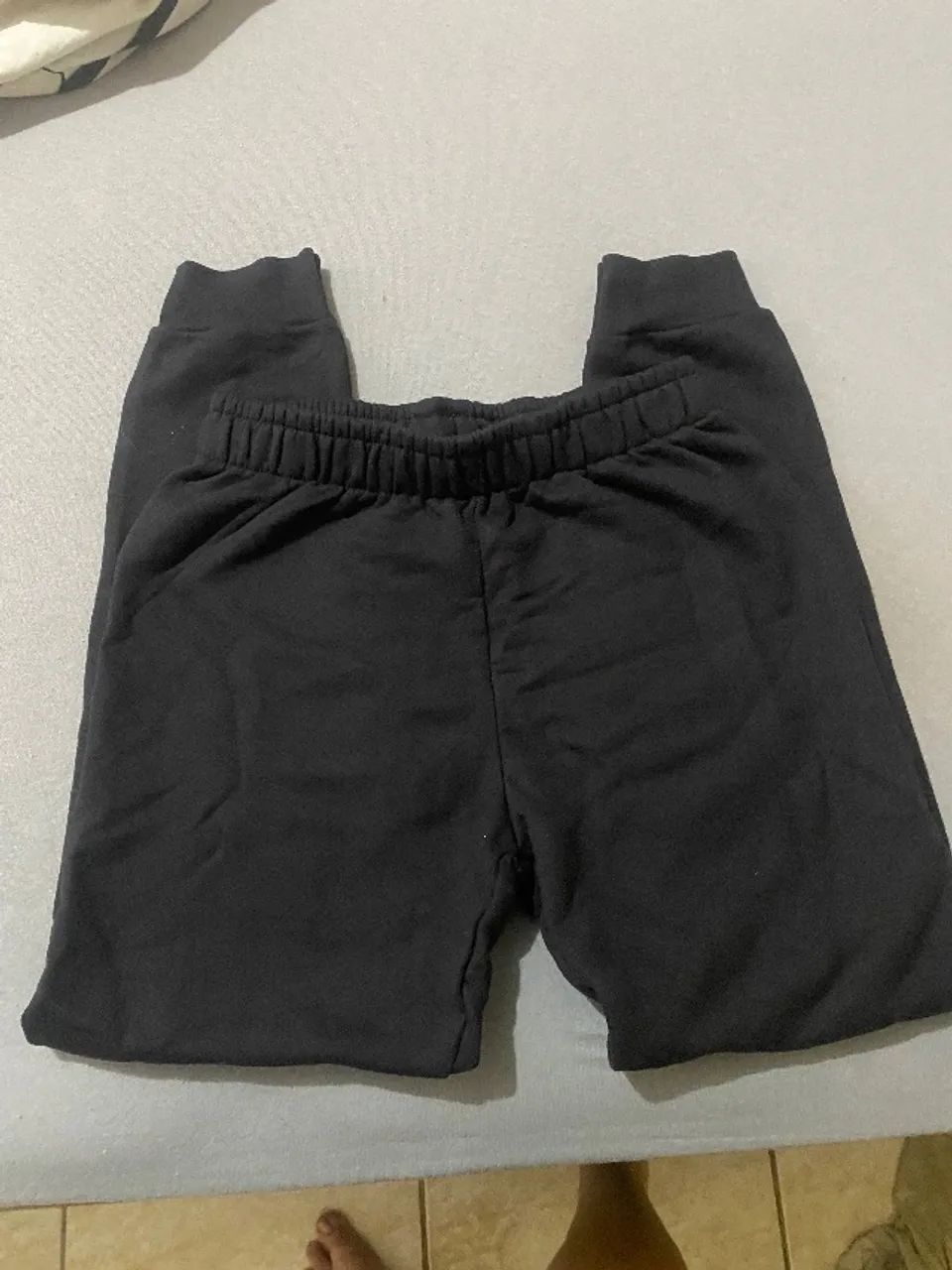 Calça moletom infantil tamanho 10
