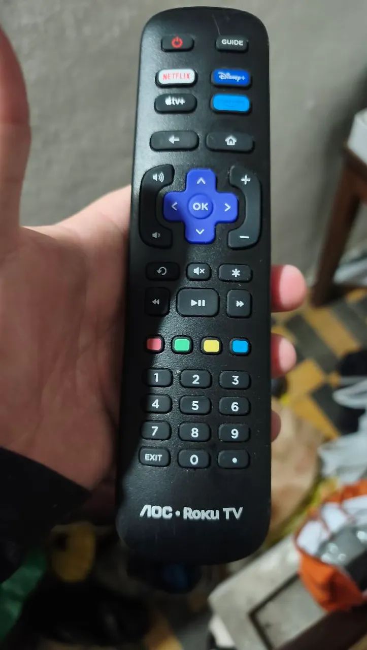 Vendo tv 32 polegadas AOC semi nova 