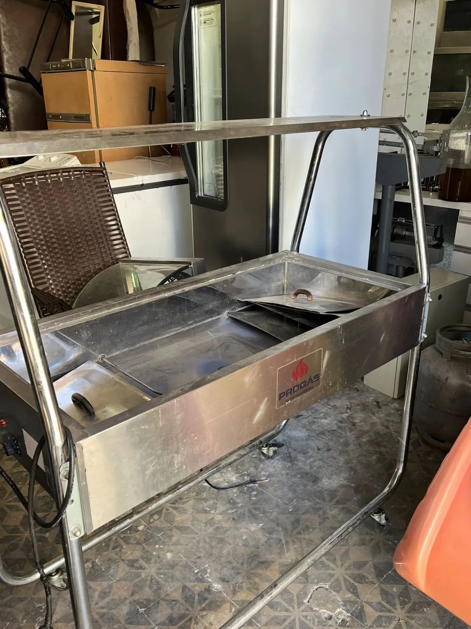 Forno pra pizza a gás com pedra refrataria mini chef style com gratinados 