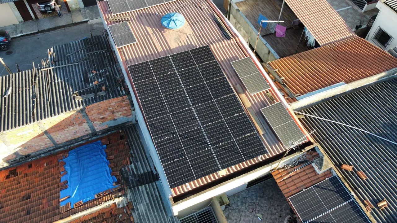 Sistema Fotovoltaico - Foto 4