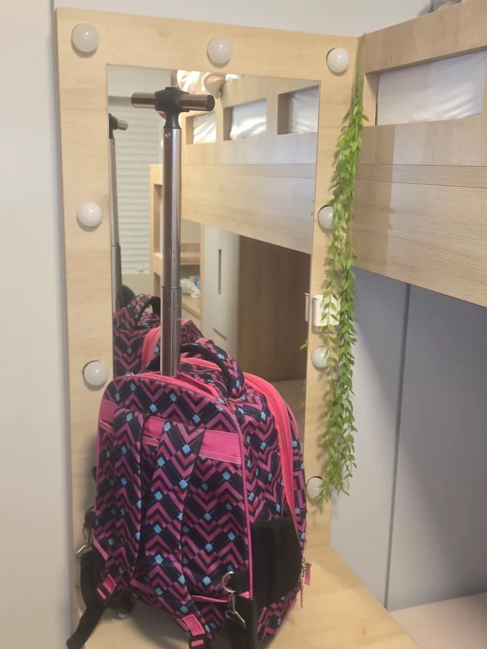 Mochila da Sestini 4 rodas e com alça - Foto 2