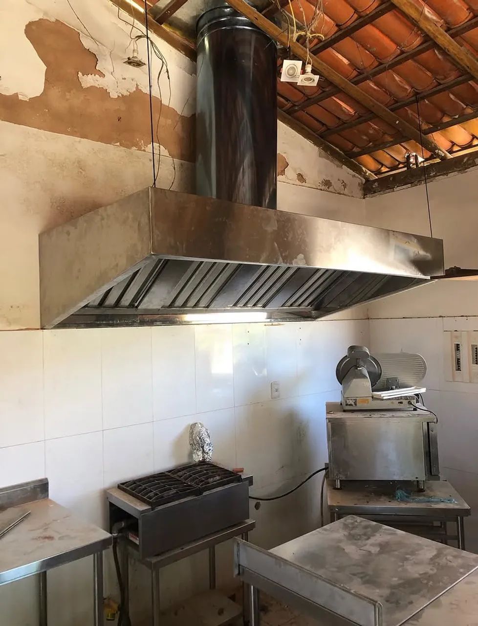 Coifas de aço e galvanizado 