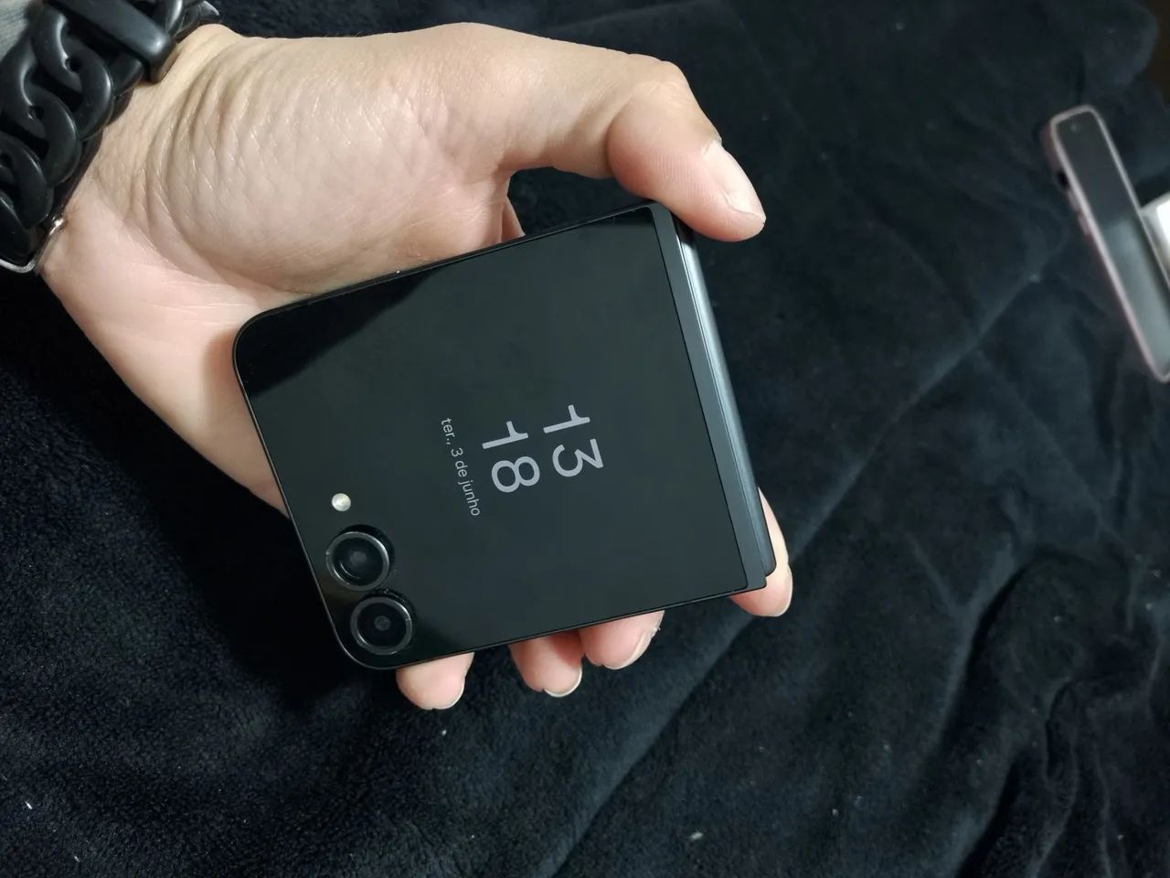 GALAXY Z FLIP 6 - Foto 2