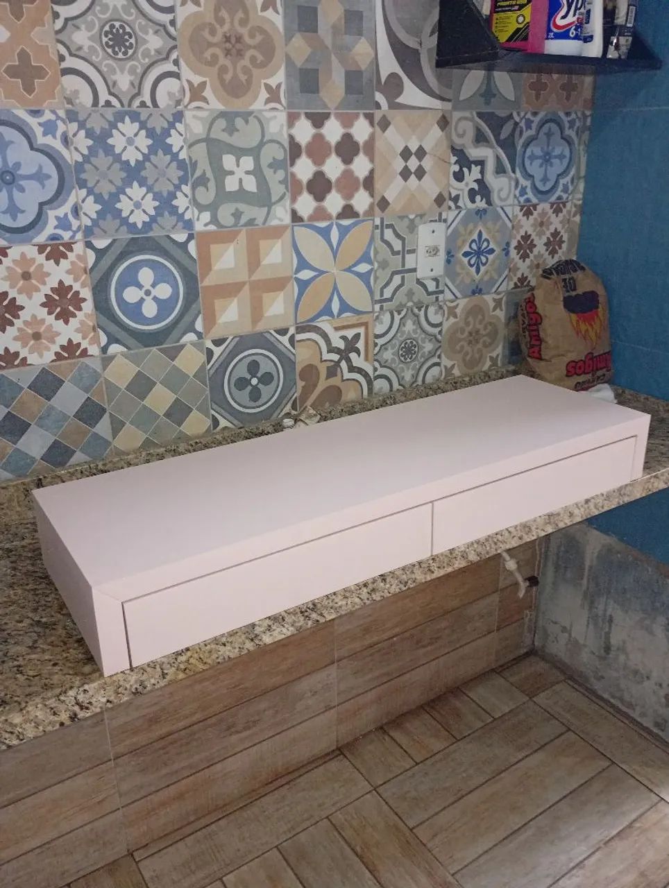 Bancada para salão de beleza, cor rosa