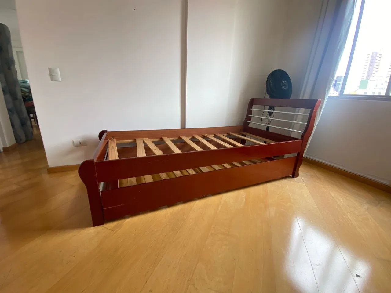 Cama de solteiro bicama
