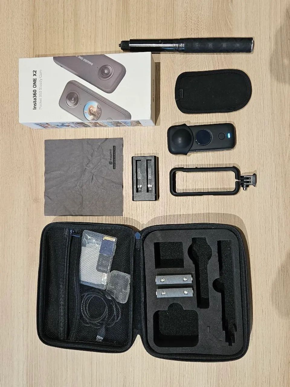 INSTA 360 X2 