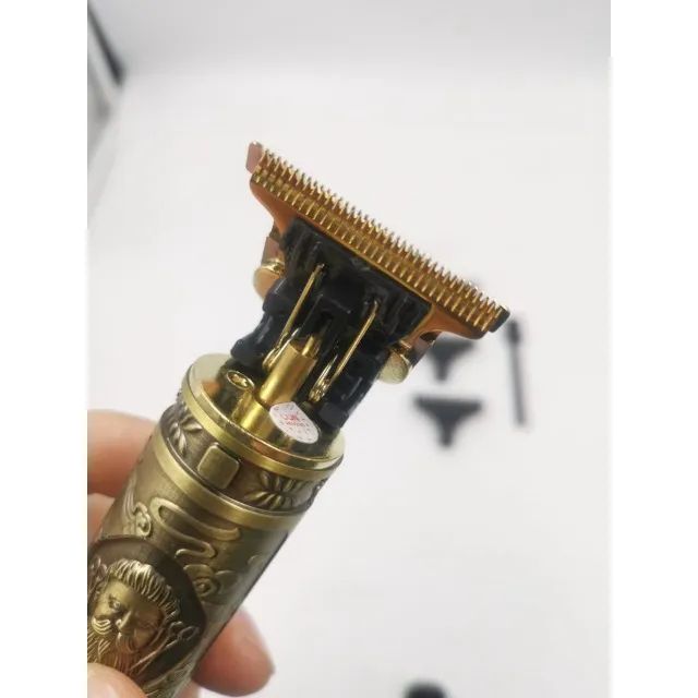 Maquina De Cabelo Daling Dl-123 Dourada Bateria - Foto 3