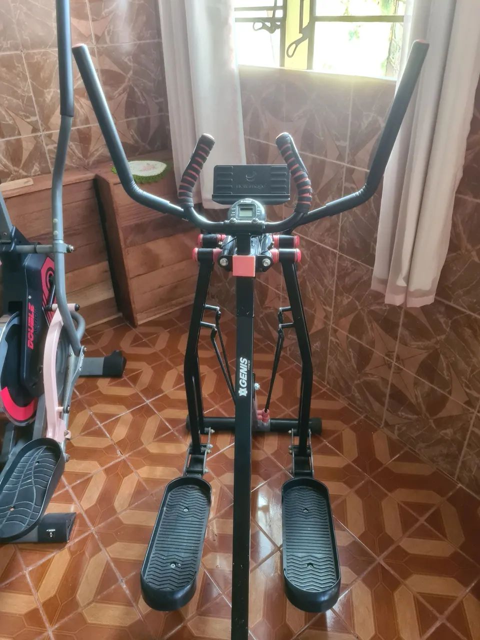 Simulador de caminhada - Foto 2
