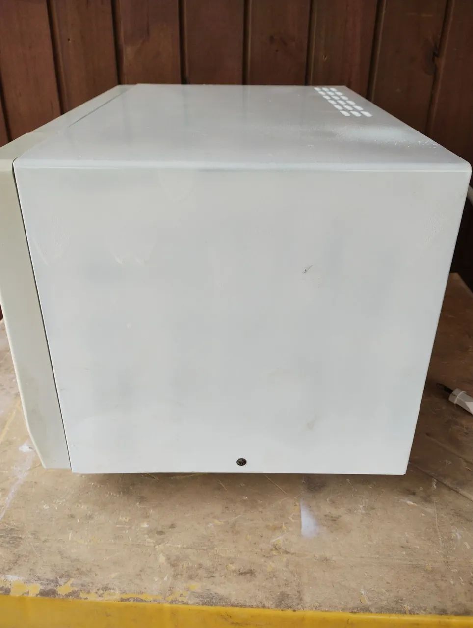 R$280 Microondas Eletrolux 18l - Foto 5
