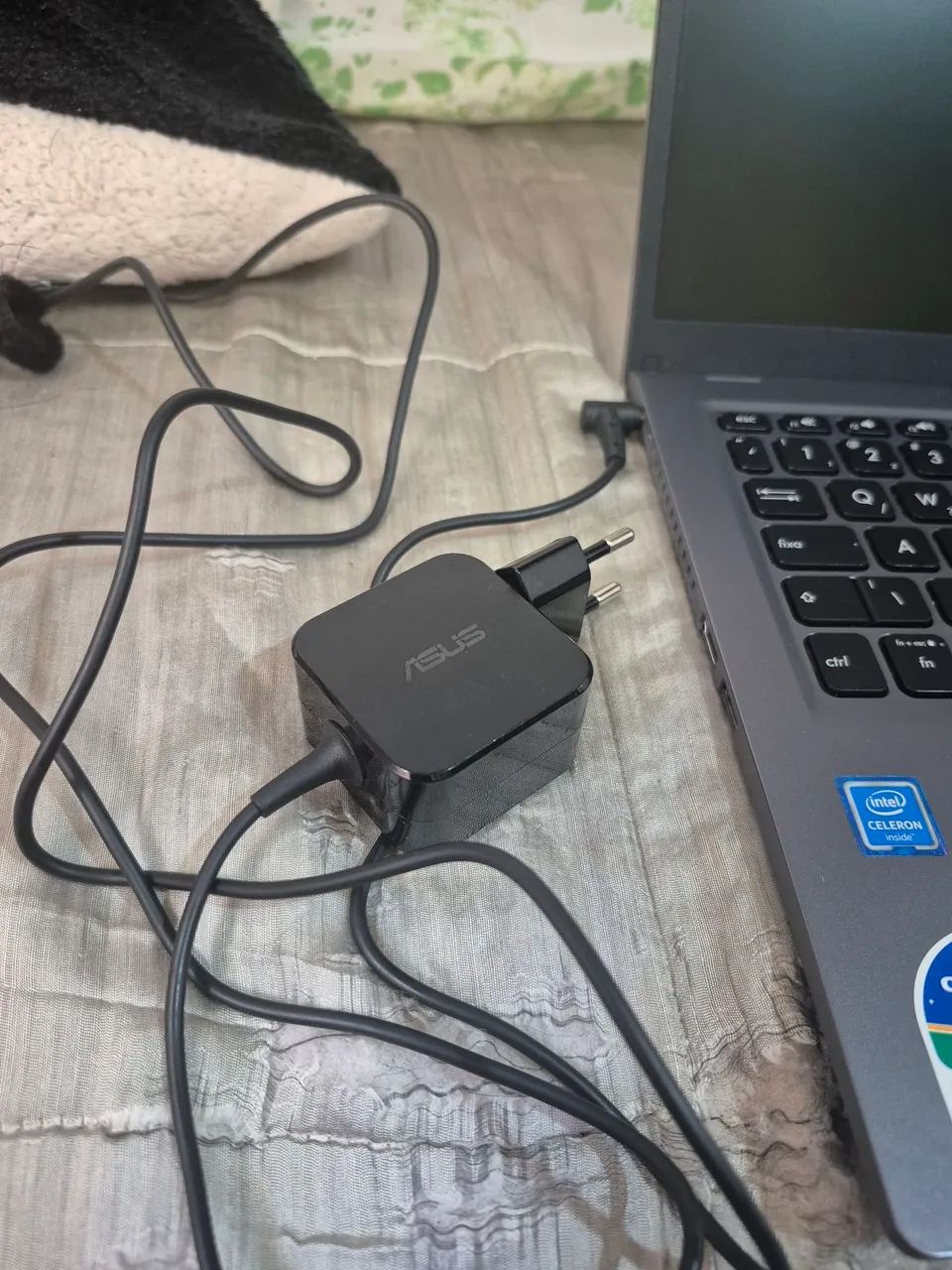 Notebook Asus X515MA  - Foto 2