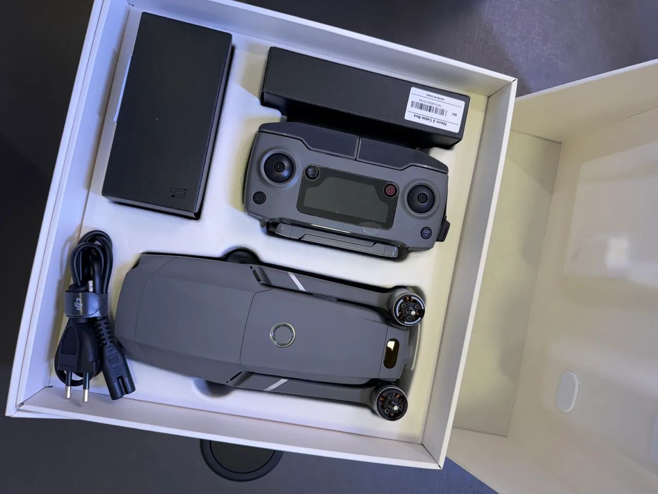 Drone DJI Mavic 2 Zoom NOVO + Fly More Kit | Nunca Usado | 4K - Foto 2