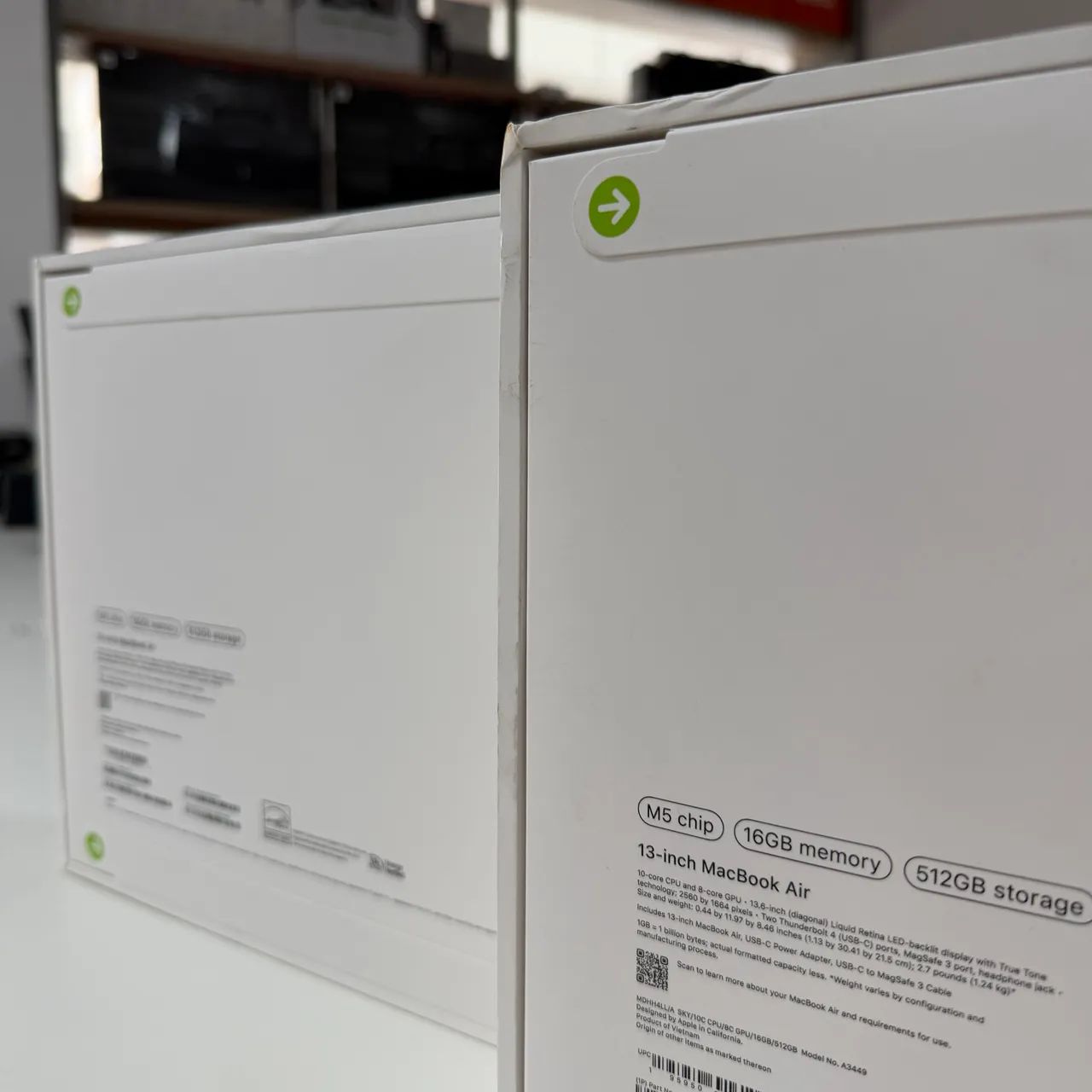 MACBOOK AIR M5 16GB/512SSD - NOVO/LACRADO - Notebooks - Santo