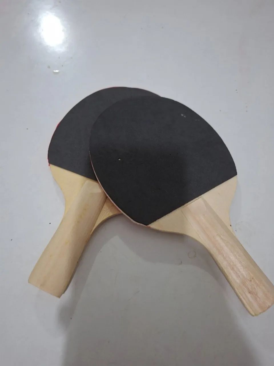 Par de raquetes de ping pong