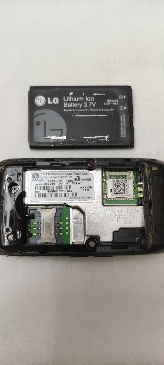 Celular LG KP215b Antigo Flip com Câmera - Defeito - Foto 5