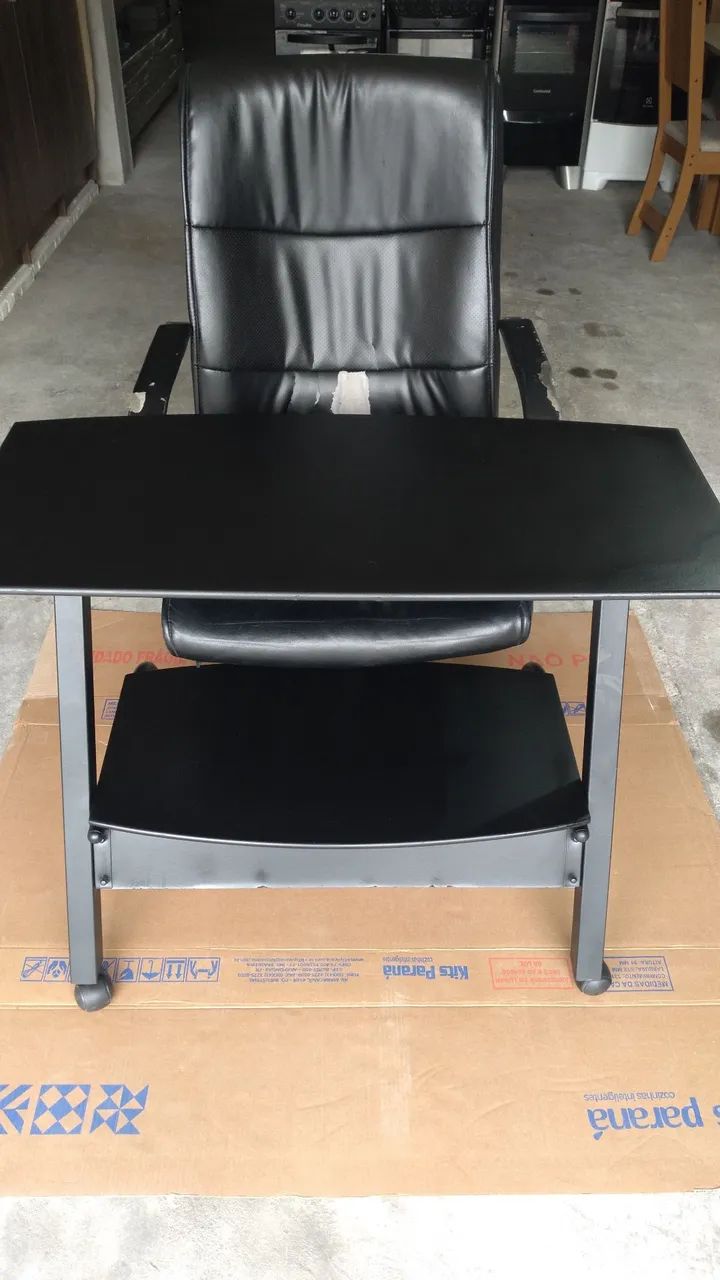Mesa e cadeira p/ Escritório 