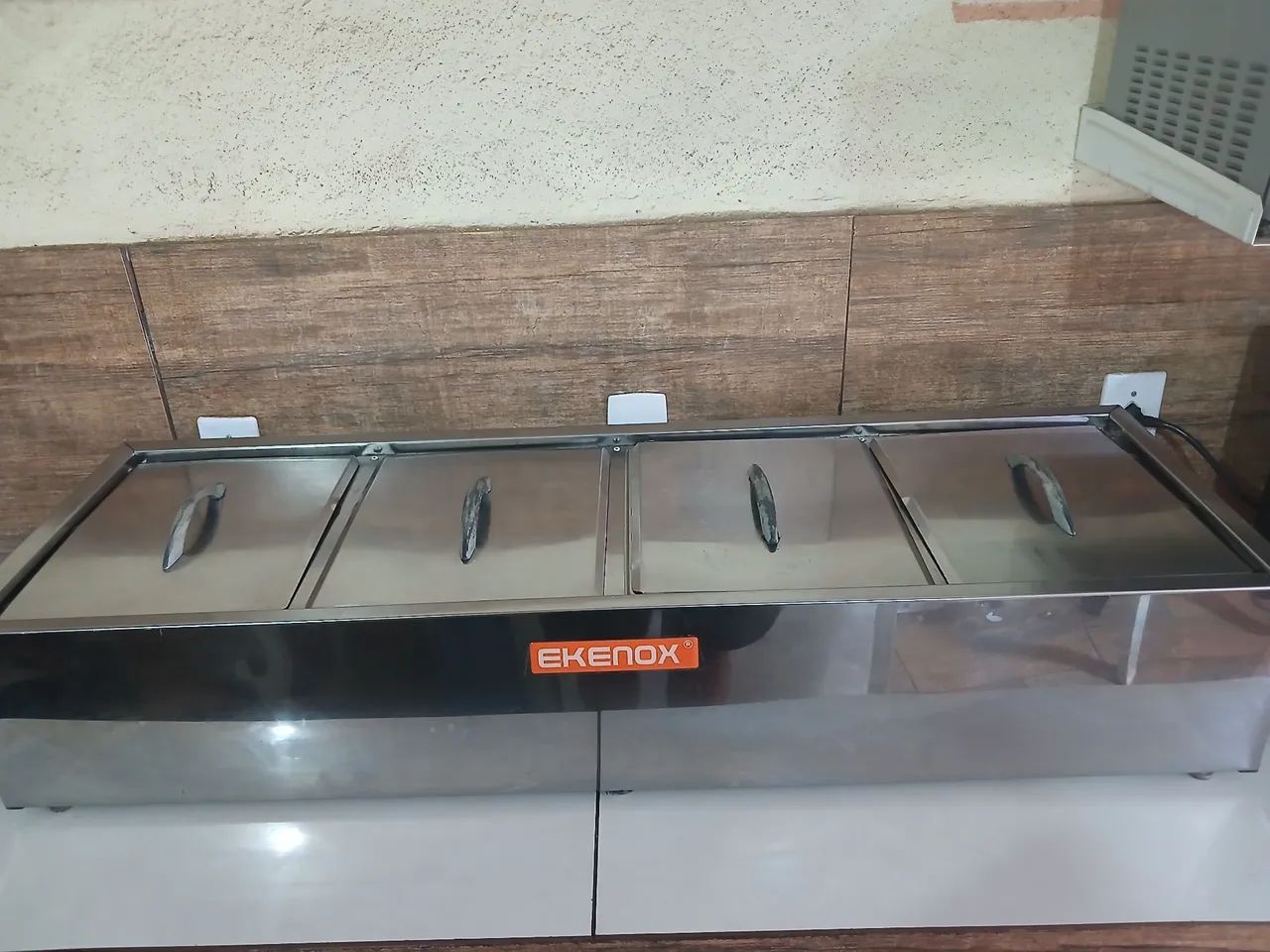 Balcão self service sem água