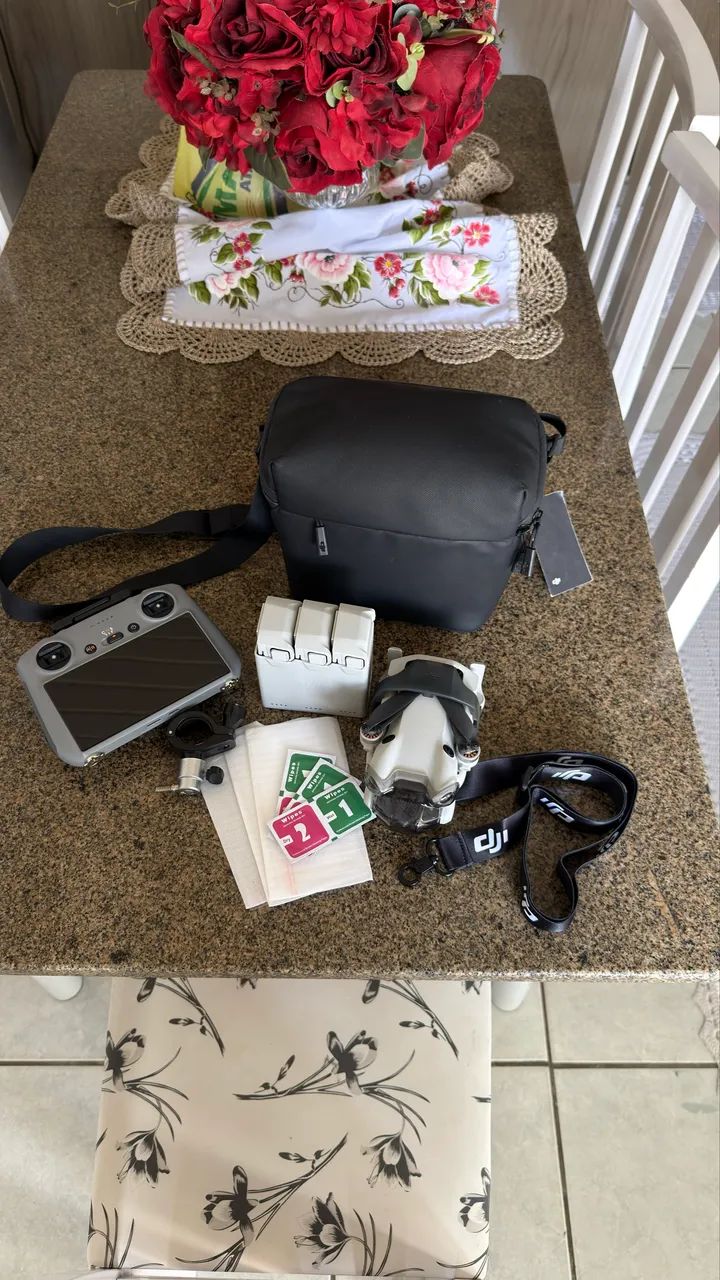 DJI mini 4 pro combo Plus versão completa 